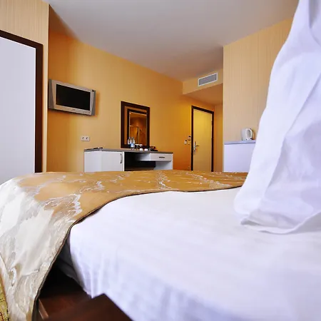 Hotel Asya 3*